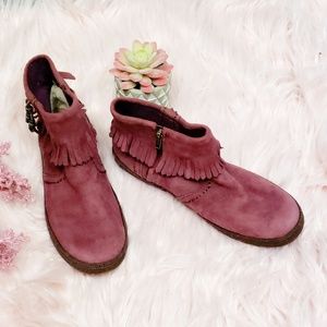 UGG Australia  Burgundy Fringe Ankle Boot Size 8.5